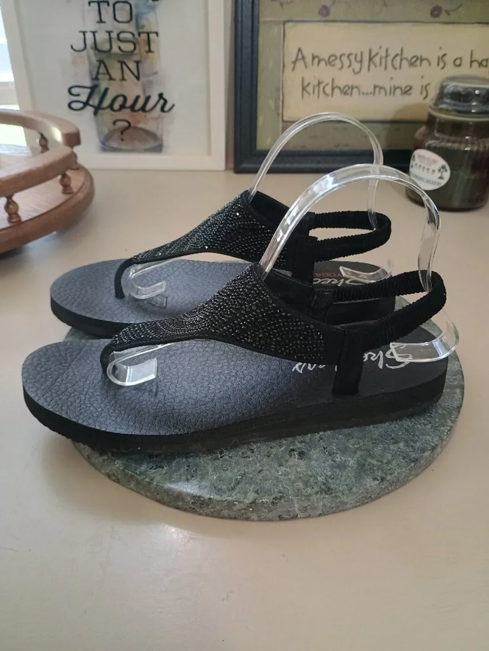 Skechers Cali Meditation Sandals New Moon Black Embellished Size 9 Yoga Foam